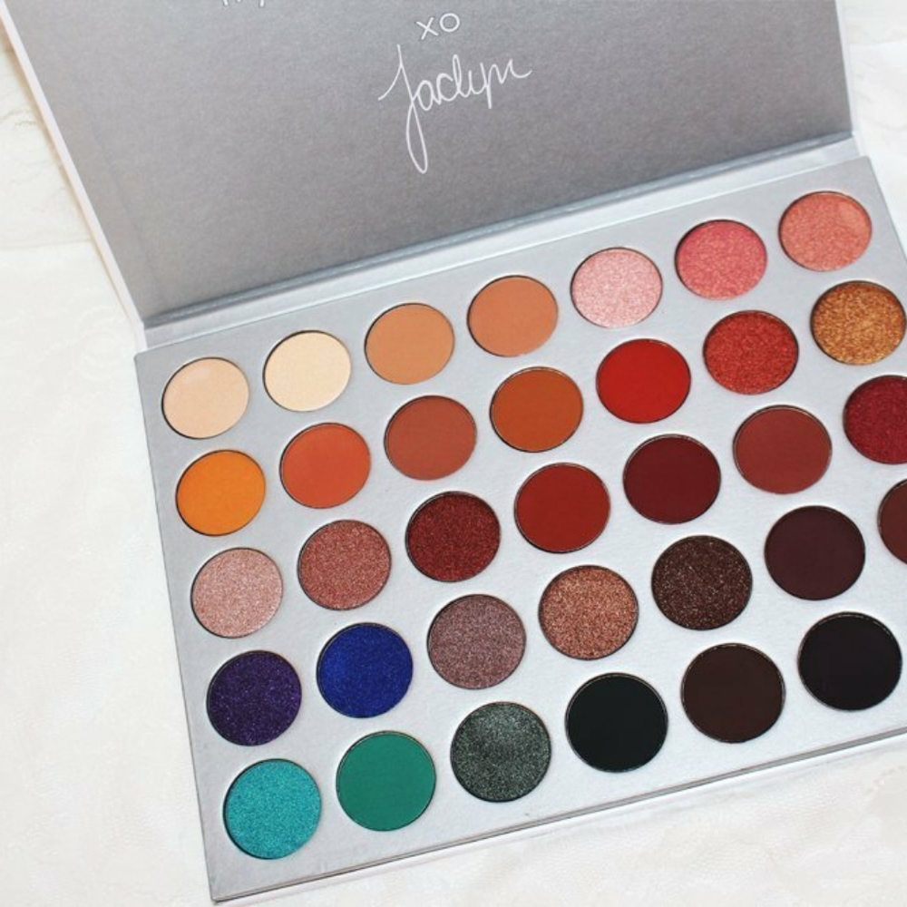 Morphe Jaclyn Hill palette